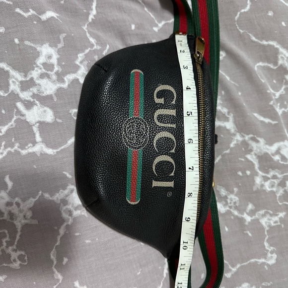 AUTHENTIC GUCCI BELT BAG - Picture 6 of 6